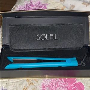 SOLEIL Hair Straightener/ Flat Iron